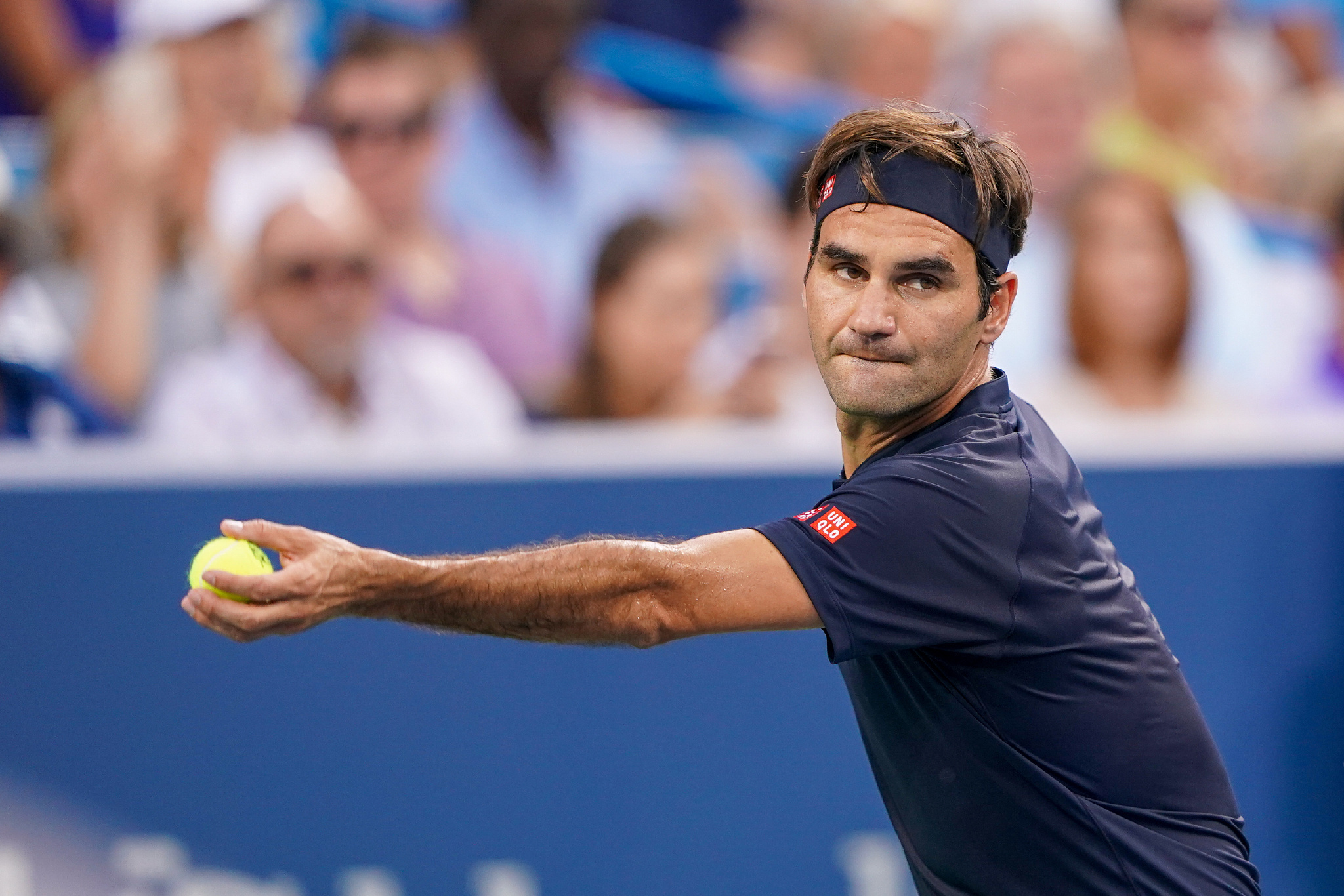 把对手逼入 把对手逼入